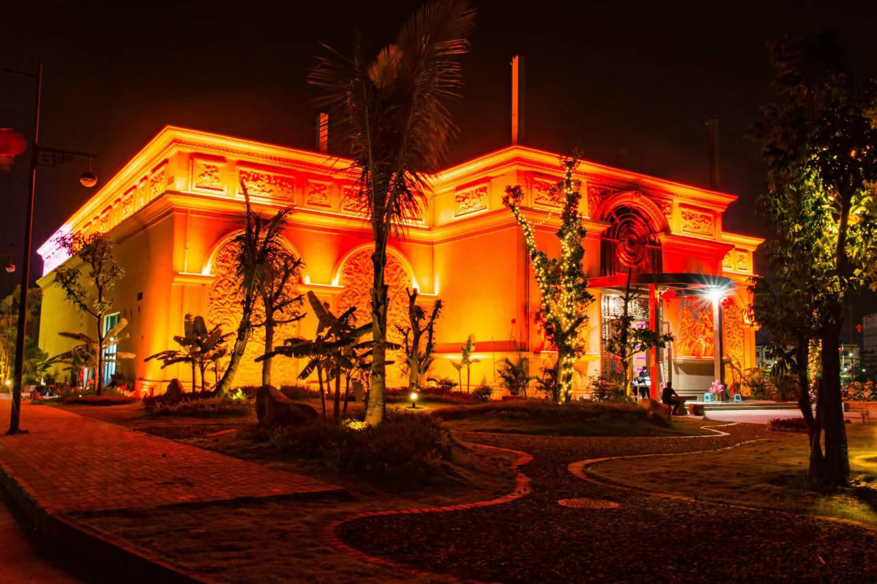 腾龙酒店荣获五星评级